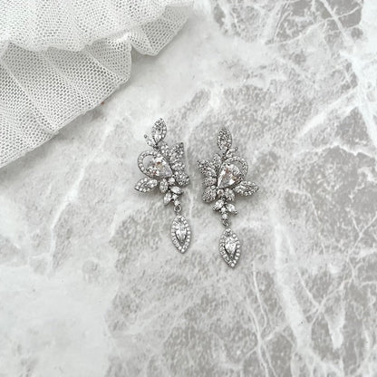 【ピアス・イヤリング】priere ジルコニアブライダルピアス 【結婚式 ピアス イヤリング】