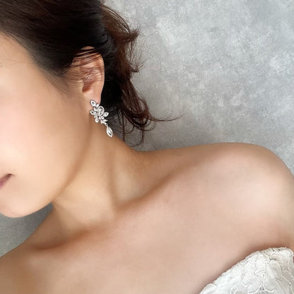 【ピアス・イヤリング】priere ジルコニアブライダルピアス 【結婚式 ピアス イヤリング】