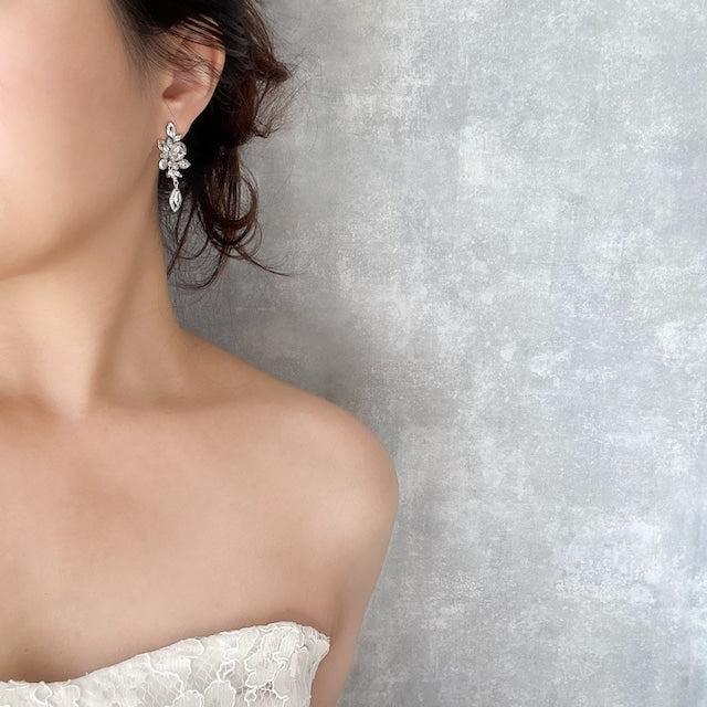 【ピアス・イヤリング】priere ジルコニアブライダルピアス 【結婚式 ピアス イヤリング】