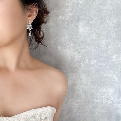 【ピアス・イヤリング】priere ジルコニアブライダルピアス 【結婚式 ピアス イヤリング】