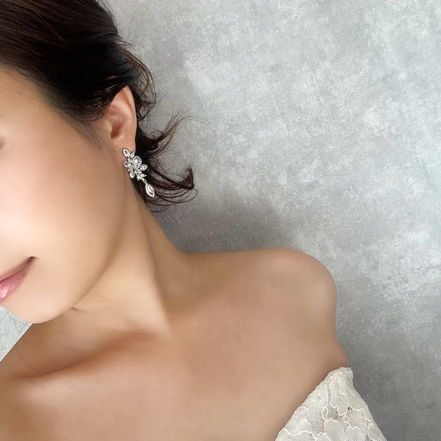 【ピアス・イヤリング】priere ジルコニアブライダルピアス 【結婚式 ピアス イヤリング】