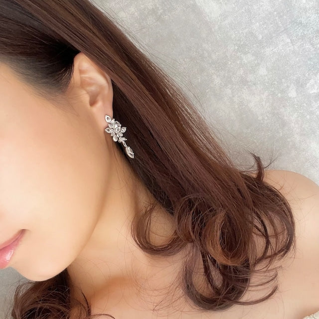 【ピアス・イヤリング】priere ジルコニアブライダルピアス 【結婚式 ピアス イヤリング】