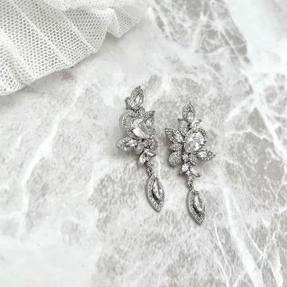 【ピアス・イヤリング】priere ジルコニアブライダルピアス 【結婚式 ピアス イヤリング】