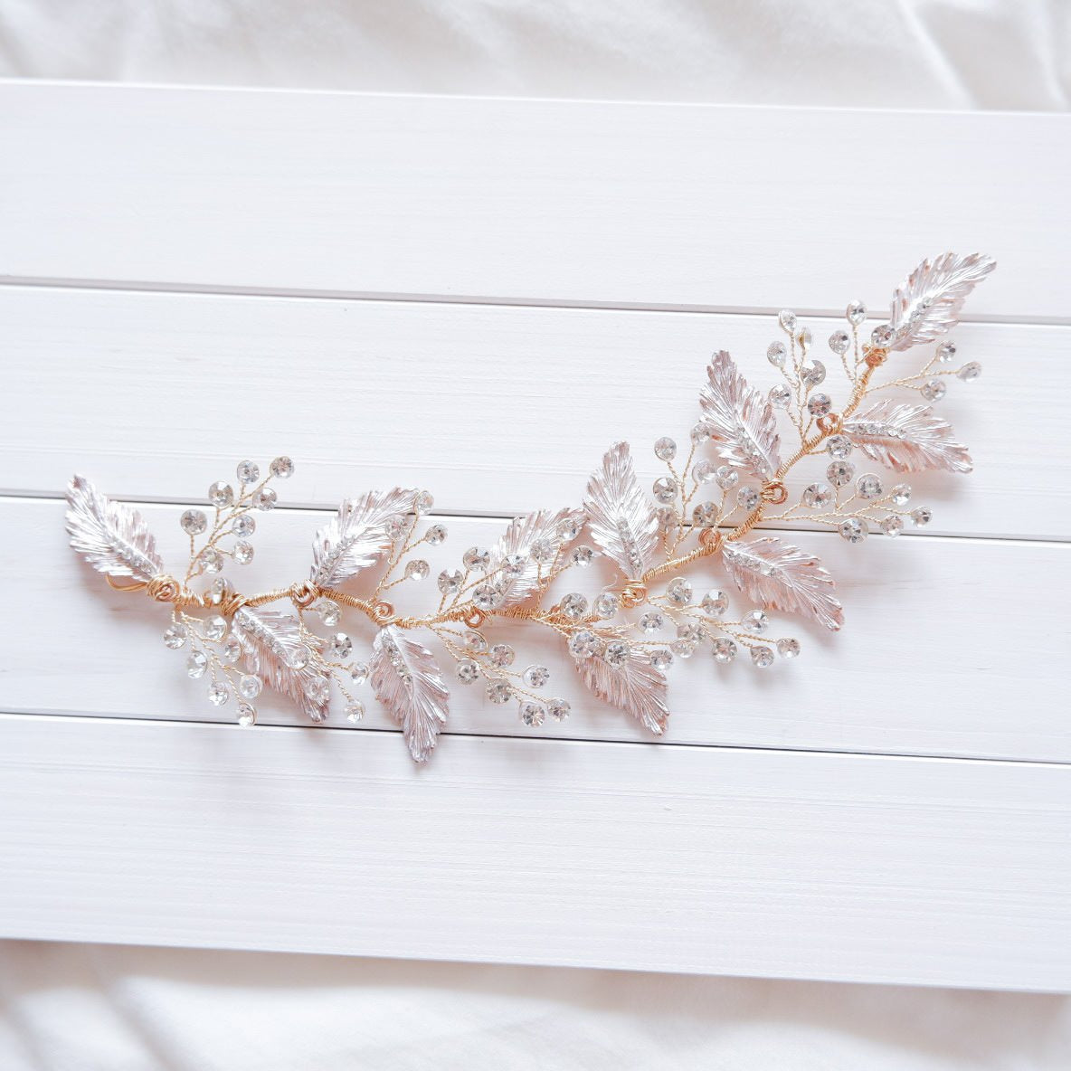 ブライダルヘッドドレス ビジュー リーフ ボンネ ゴールド m14 【結婚式 ヘアアクセサリー】