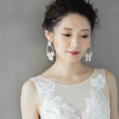 【イヤリング】ブライダルイヤリング アンティークイヤリング フラワー ゴールド m16 【結婚式 ピアス イヤリング】