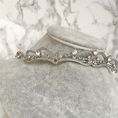 【ヘッドドレス】nala ブライダルビジューティアラ 【結婚式 ヘアアクセサリー】