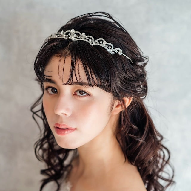 【ヘッドドレス】nala ブライダルビジューティアラ 【結婚式 ヘアアクセサリー】