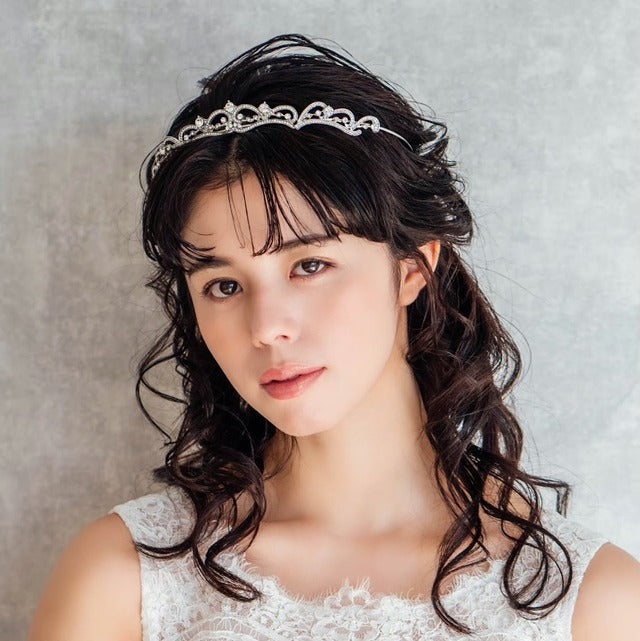 【ヘッドドレス】nala ブライダルビジューティアラ 【結婚式　ヘアアクセサリー】