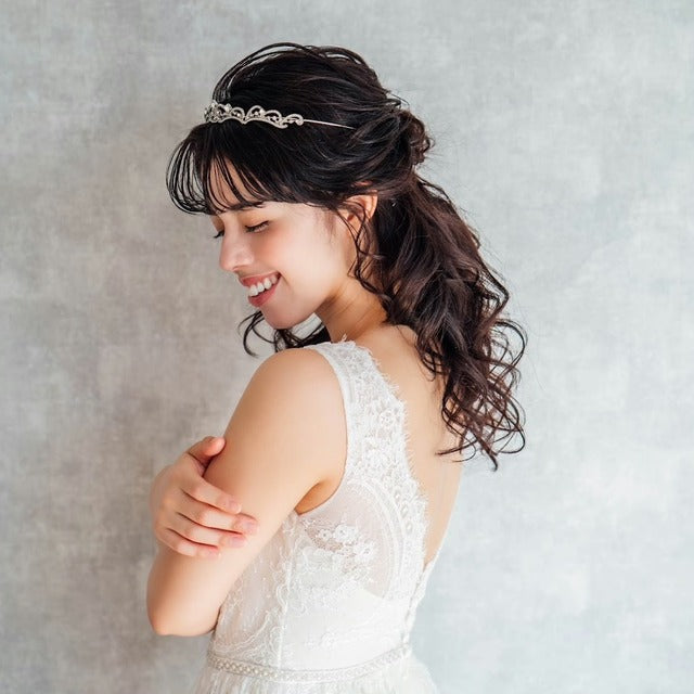 【ヘッドドレス】nala ブライダルビジューティアラ 【結婚式　ヘアアクセサリー】