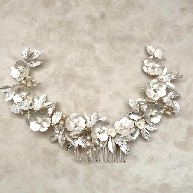 【ヘッドドレス】digne ブライダルヘッドアクセサリー 【結婚式 ヘアアクセサリー】