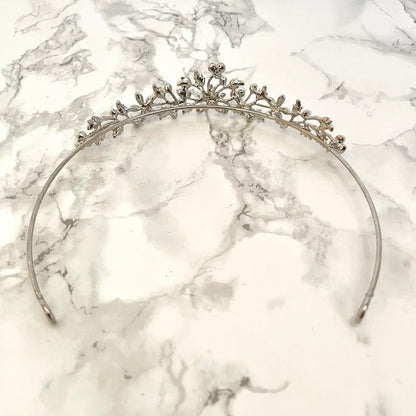 【ヘッドドレス】mieux ブライダルパールティアラ 【結婚式 ヘアアクセサリー】