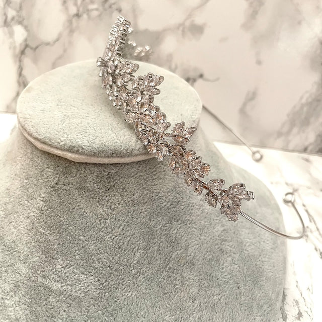 【ヘッドドレス】jurer ブライダルジルコニアティアラ 【結婚式 ヘアアクセサリー】