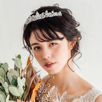 【ヘッドドレス】jurer ブライダルジルコニアティアラ 【結婚式 ヘアアクセサリー】