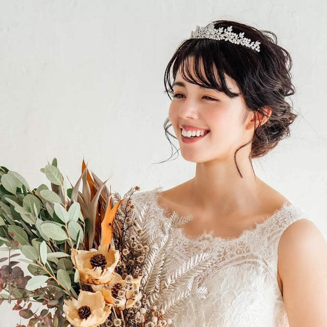 【ヘッドドレス】jurer ブライダルジルコニアティアラ 【結婚式 ヘアアクセサリー】