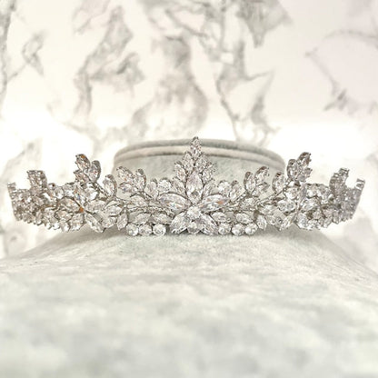 【ヘッドドレス】jurer ブライダルジルコニアティアラ 【結婚式 ヘアアクセサリー】