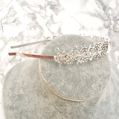 【ヘッドドレス】croiser ビジューブライダルティアラ 【結婚式 ヘアアクセサリー】