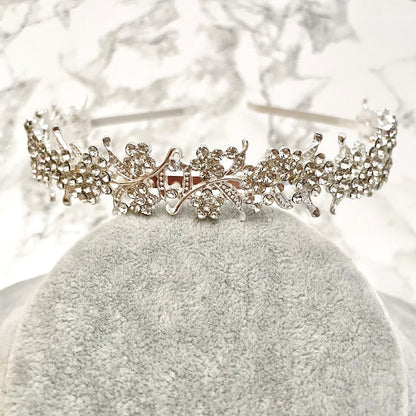 【ヘッドドレス】croiser ビジューブライダルティアラ 【結婚式 ヘアアクセサリー】