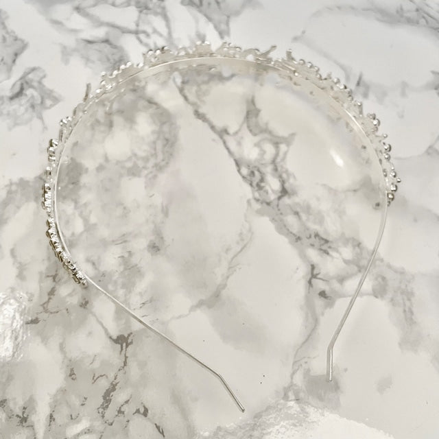 【ヘッドドレス】croiser ビジューブライダルティアラ 【結婚式 ヘアアクセサリー】