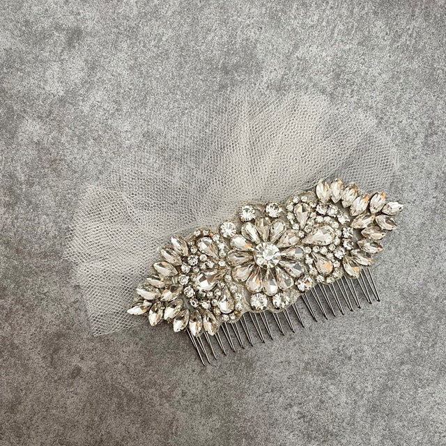 【ヘッドドレス】オリジナル商品 / tulleブライダルヘッドドレス 【結婚式 ヘアアクセサリー】