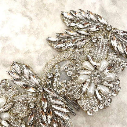 【ヘッドドレス】オリジナル商品 / papillon ビーズ刺繍ブライダルヘッドドレス 【結婚式 ヘアアクセサリー】