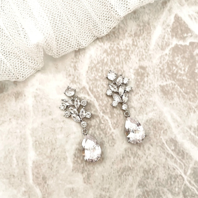 【ピアス・イヤリング】edelweiss ブライダルジルコニアピアス 【結婚式 ピアス イヤリング】