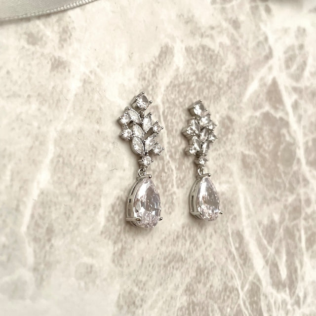 【ピアス・イヤリング】edelweiss ブライダルジルコニアピアス 【結婚式 ピアス イヤリング】