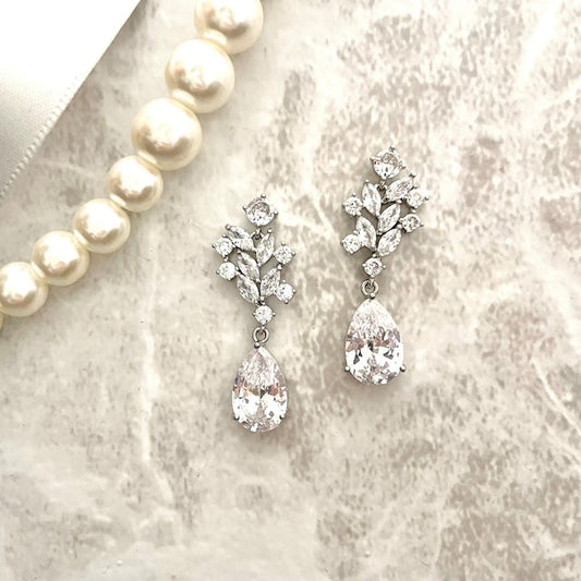 【ピアス・イヤリング】edelweiss ブライダルジルコニアピアス 【結婚式 ピアス イヤリング】