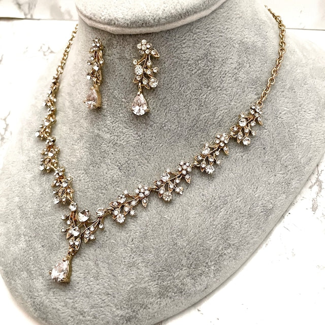ange gold ビジューブライダルネックレス&ピアスセット【結婚式 アクセサリーセット】