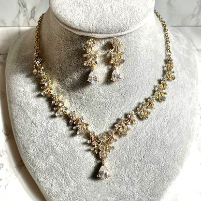 ange gold ビジューブライダルネックレス&ピアスセット【結婚式 アクセサリーセット】