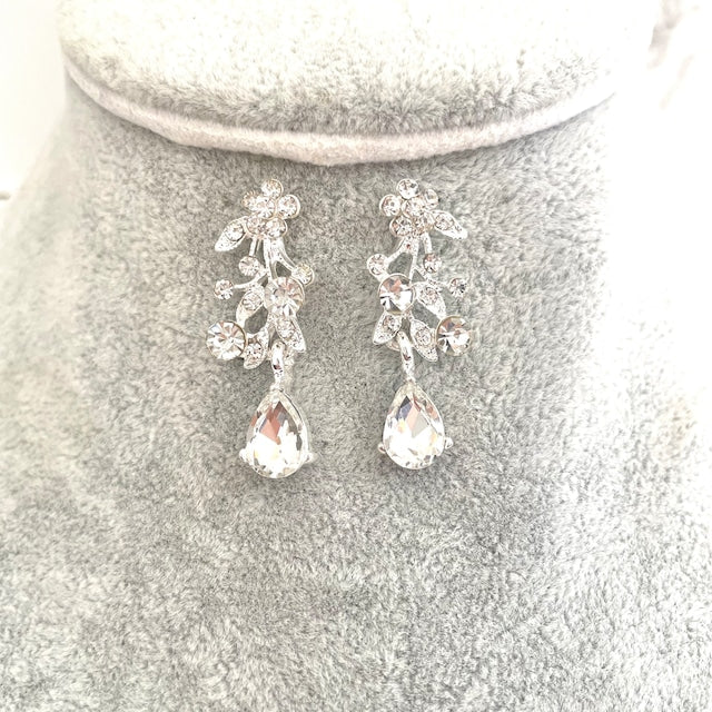 ange silverビジューブライダルネックレス&ピアスセット 【結婚式 アクセサリーセット】