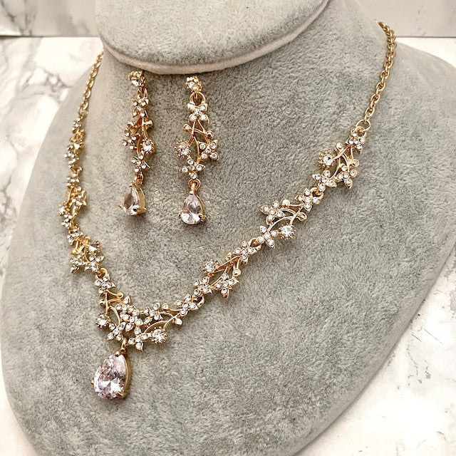 jouer goldビジューブライダルネックレス&ピアスセット【結婚式 アクセサリーセット】