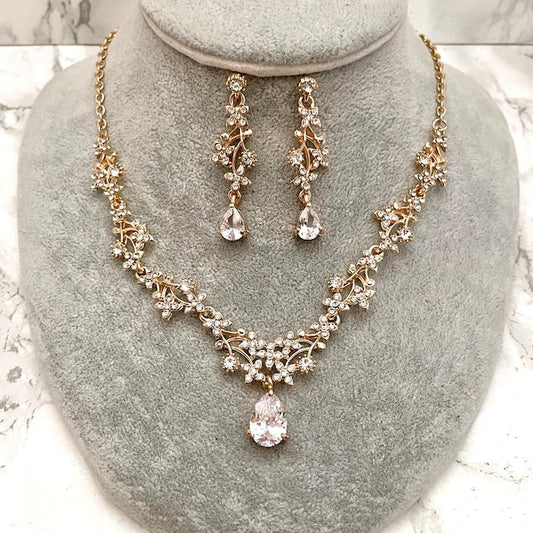 jouer goldビジューブライダルネックレス&ピアスセット【結婚式 アクセサリーセット】