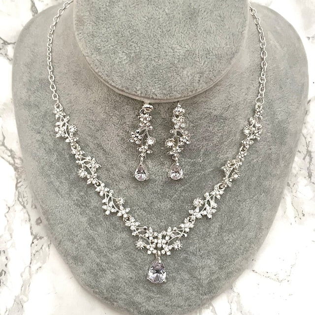 jouer silverビジューブライダルネックレス&ピアスセット 【結婚式 アクセサリーセット】