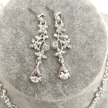 jouer silverビジューブライダルネックレス&ピアスセット 【結婚式 アクセサリーセット】