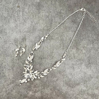 vif silver ビジューブライダルネックレス&ピアスset 【結婚式 アクセサリーセット】