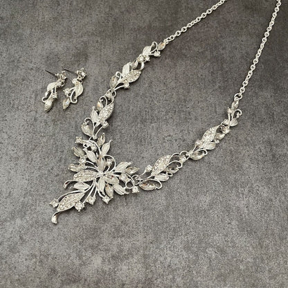 vif silver ビジューブライダルネックレス&ピアスset 【結婚式 アクセサリーセット】