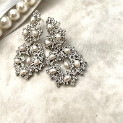 【ピアス・イヤリング】Anne パールブライダルピアス 【結婚式 ピアス イヤリング】