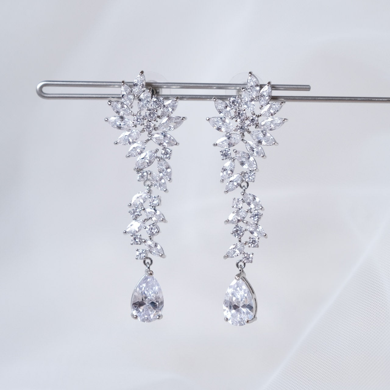 【ピアス】ジルコニア ビジュー ウェディング ブライダルピアス p9 【結婚式 ピアス イヤリング】