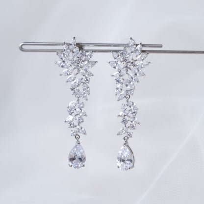 【ピアス】ジルコニア ビジュー ウェディング ブライダルピアス p9 【結婚式 ピアス イヤリング】