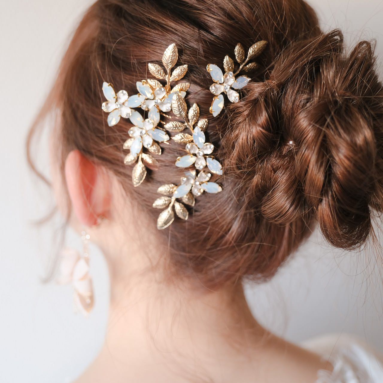 (4点セット) ブライダルヘッドドレス フラワー リーフ ヘッドコーム ピン【ゴールド】p11 【結婚式 ヘアアクセサリー】