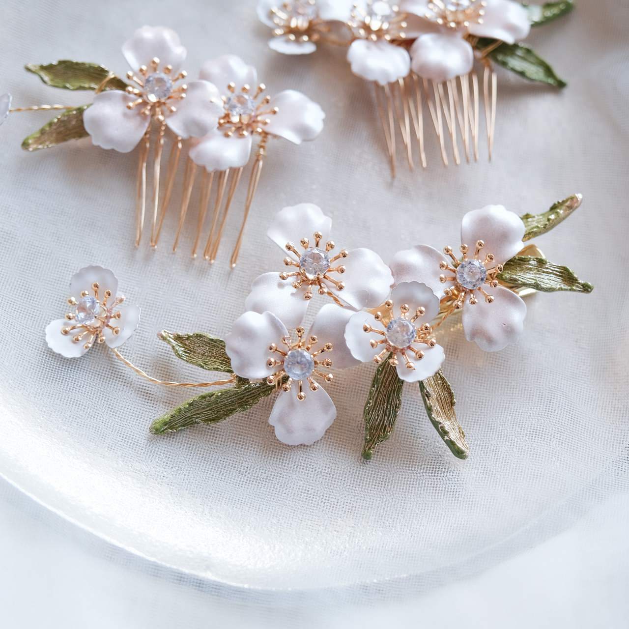 (3点セット) ブライダルヘッドドレス フラワー ピン パール ゴールド p12 【結婚式 ヘアアクセサリー】