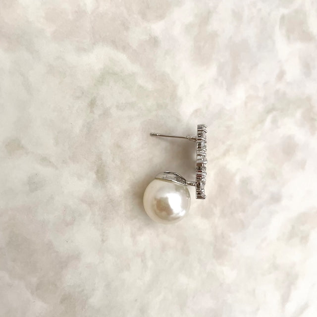 【ピアス・イヤリング】flocon ジルコニアブライダルピアス 【結婚式 ピアス イヤリング】