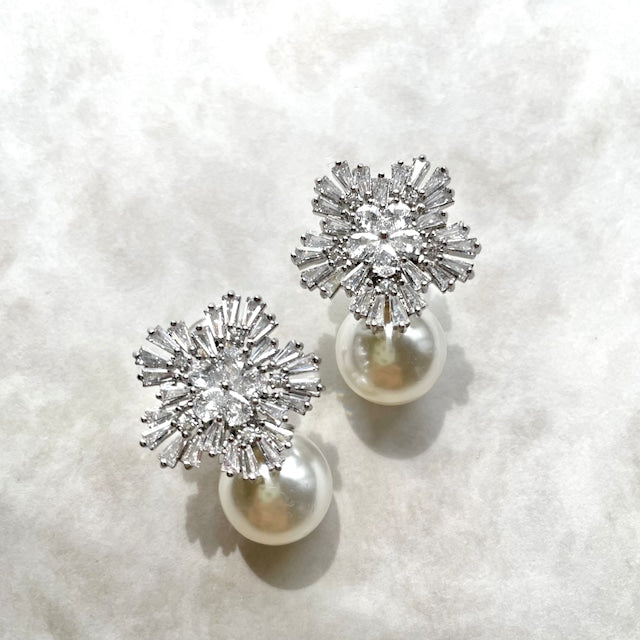 【ピアス・イヤリング】flocon ジルコニアブライダルピアス 【結婚式 ピアス イヤリング】