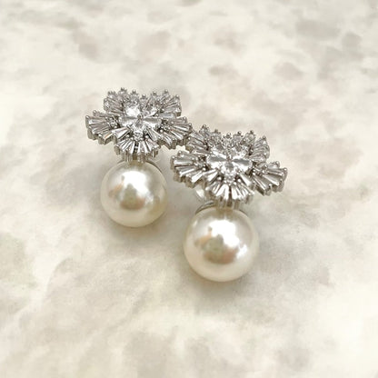 【ピアス・イヤリング】flocon ジルコニアブライダルピアス 【結婚式 ピアス イヤリング】