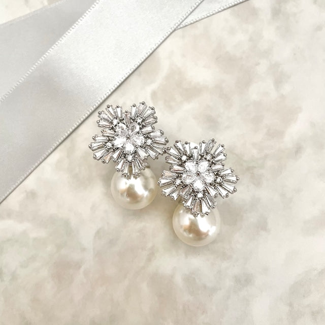 【ピアス・イヤリング】flocon ジルコニアブライダルピアス 【結婚式 ピアス イヤリング】