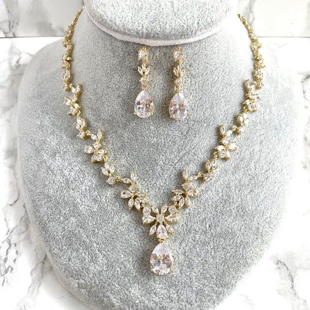 juri yellowgold ジルコニア ネックレス&ピアスセット 【結婚式 アクセサリーセット】