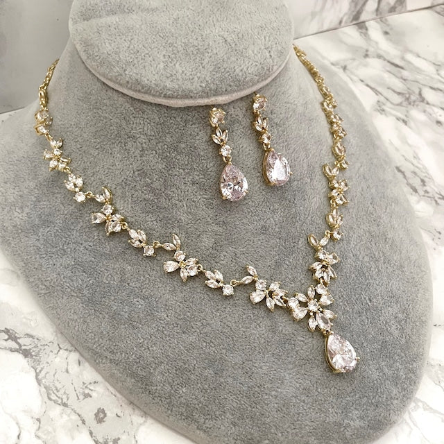 juri yellowgold ジルコニア ネックレス&ピアスセット 【結婚式 アクセサリーセット】