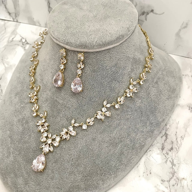 juri yellowgold ジルコニア ネックレス&ピアスセット 【結婚式 アクセサリーセット】