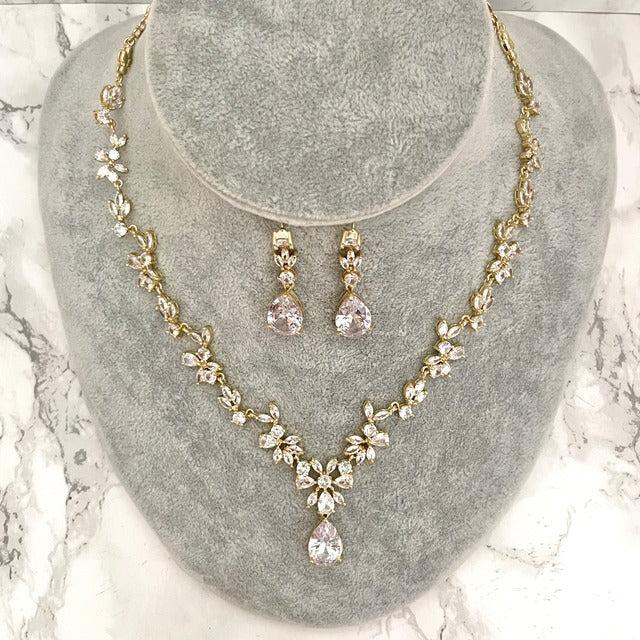 juri yellowgold ジルコニア ネックレス&ピアスセット 【結婚式 アクセサリーセット】