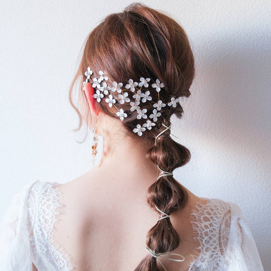 (4点セット) ブライダルヘッドドレス 白い小花 ピンゴールド p16 【結婚式 ヘアアクセサリー】